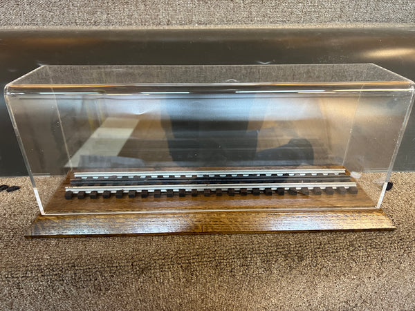 Lionel 15 inch (total 17.5 inch case) display case wood with plexiglass # 1 O SCALE NEW