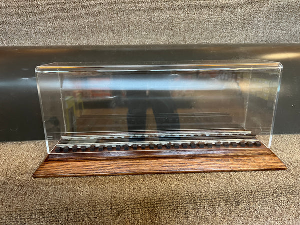 Lionel 15 inch (total 17.5 inch case) display case wood with plexiglass # 2 O SCALE NEW