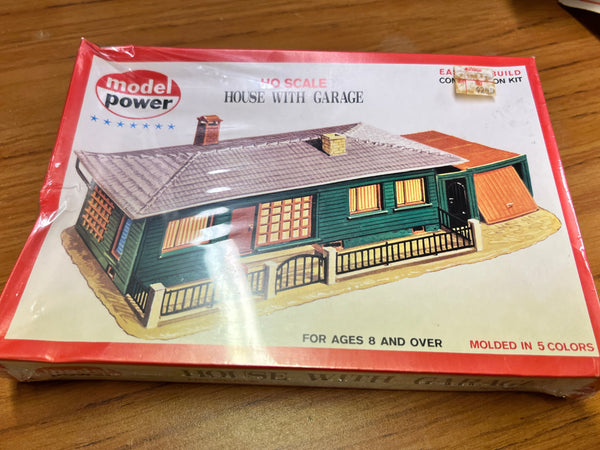 Model Power House with Garage Kit Sealed HO SCALE
