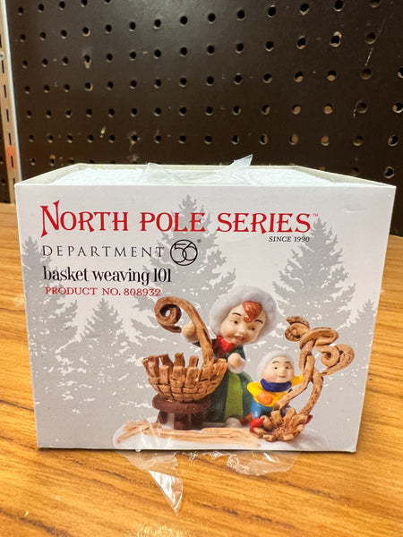 Department 56 North Pole Series 808932  Basket Weaving 101 Figure