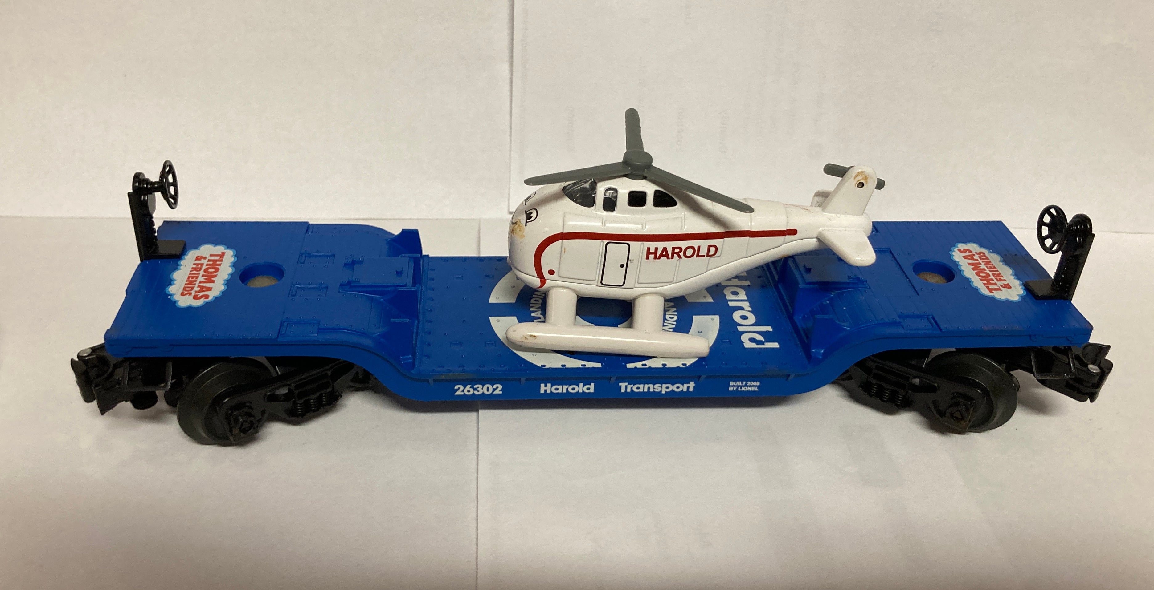 Lionel 6-26326 Flatcar with Harold the Helicopter - Damaged