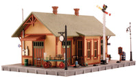 Woodland Scenic  WDS PF5207  WDS5207 Woodland train Station - N Scale Kit NEW