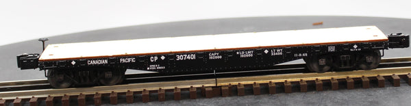 Lionel 6-27514 Canadian Pacific 40' Flatcar w/stakes #307401 O SCALE NEW