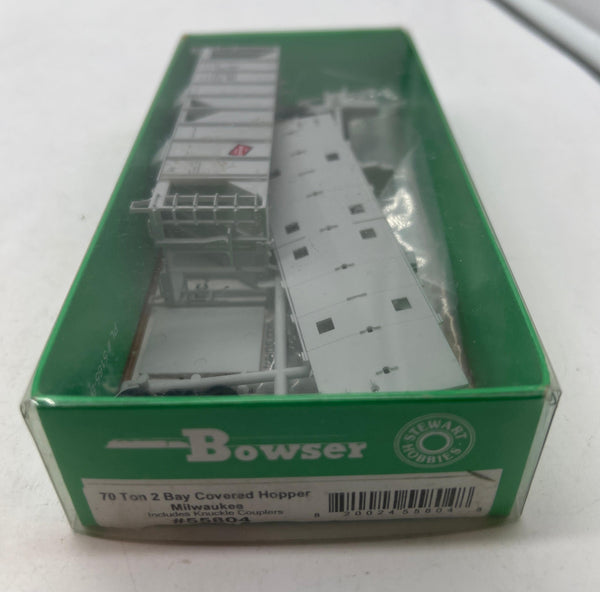 Bowser 55804 Milwaukee Road 70 ton 2 Bay covered hopper kit w knuckle couplers HO SCALE  NEW