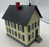 MTH Railking 30-9023 Yellow w/Green Shutters Row House 1 O SCALE Like New