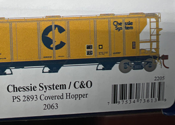 Athearn Genesis ATHG73613 C&O PS-2 2893 3-Bay Covered Hopper 2063 HO SCALE NEW