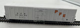 Walthers 910-3983 PACIFIC FRUIT EXPRESS PFE 57' Mechanical Reefer Mainline HO Scale Like New