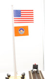 Lionel 684307 Illuminated Flagpole with flag O Scale Like New