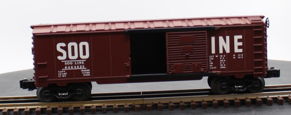 lionel 6-39243 Lionel Soo Line Boxcar O SCALE Like New Damaged Box
