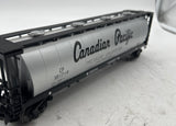 MTH Railking 30-7558 Canadian Pacific CP 4-Bay Cylindrical Hopper Car #381719 O SCALE Like New missing 1 step as is
