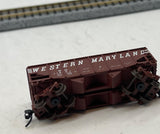 Atlas 41286 WESTERN MARYLAND 55 Ton Fishbelly Hopper Oxide Red/White N Scale Like New