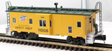 MTH Railking 30-77301 Chicago & North Western CNW Bay Window Caboose O SCALE Like New Damaged Box