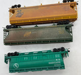 HO Scale HO2508  Set of 3 Assorted Hoppers Some Weathered As Is Kadee Couplers  Used Excellent No Box