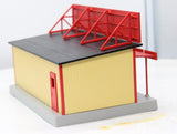 MTH Railking 30-90293 Regina's Soft Ice Cream Road Side Stand O SCALE Like New
