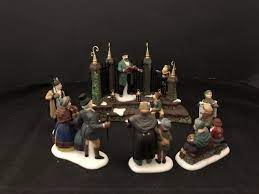 Department 56 Dickens Village 58404 Christmas Carol Reading by Charles Dickens 1997 Ltd Edition