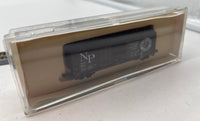 Con-Cor 40' Box Car 0001-001752 Northern Pacific N SCALE Like New