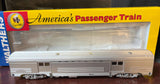 Walthers 932-9002 ATCHISON, TOPEKA & SANTA FE ATSF Pullman-Standard 36-Seat Diner Super Chief HO Scale Like New