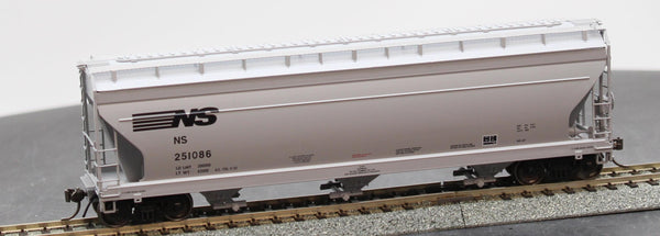Inter Mountain Intermountain HO Scale 85-47053-14 Norfolk Southern ACF 4650 3-Bay Hopper #251086 NEW