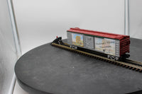 MTH 30-74226 Pittsburgh Christmas Box Car O Scale Like New