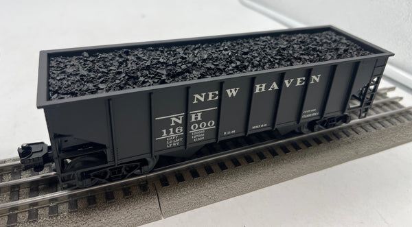 Weaver u1136ld New Haven 2 bay ribbed coal car w load 116000 O SCALE Used Excellent