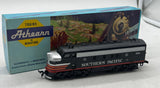 Athearn 6141 Southern Pacific SP Black Diesel locomotive HO Scale Used Excellent