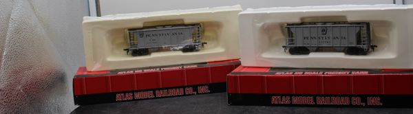 Atlas 2PS2HO SET OF 2 PENNSYLVANIA PRR HOPPERS LATCH COUPLERS HO SCALE NEW