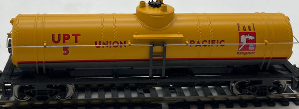 Walthers WalthersTrainline 931-1443 Union Pacific UP Tank Car HO SCALE Like New