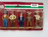 LGB 5049 SIX FIGURES G SCALE (AS PICTURED) MAN WITH SUSPENEDRS MISSING ITEM FOR HAND Used Damaged Box