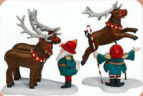 Department 56 56.56436 Reindeer Training Camp North Pole Series
