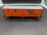 Lionel 6-17352 PACIFIC FRUIT EXPRESS STEEL-SIDED REFRIGERATOR CAR PFE #20043 O SCALE Like New