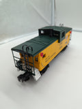 MTH Premier 20-91011 Chicago & North Western Extended Vision Caboose 12560 O SCALE Used Excellent