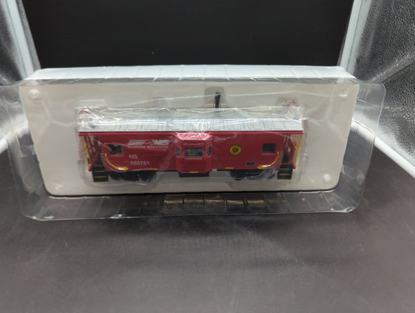 Lionel 2222095 Norfolk Southern NS 555761 bay window caboose O SCALE NEW Limited