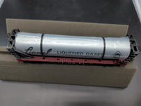 Lionel 6-16348 liquefied petroleum flatcar with tank O SCALE Like New