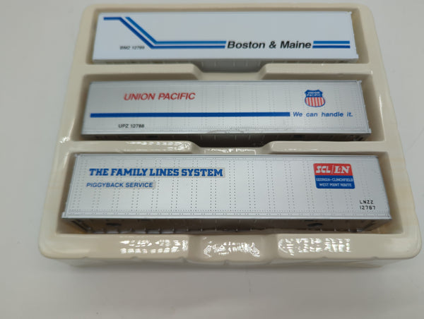 Lionel 6-12784 set of 3 intermodal containers Boston & Maine, Union Pacific UP, SCL/L&N 1 O scale Used