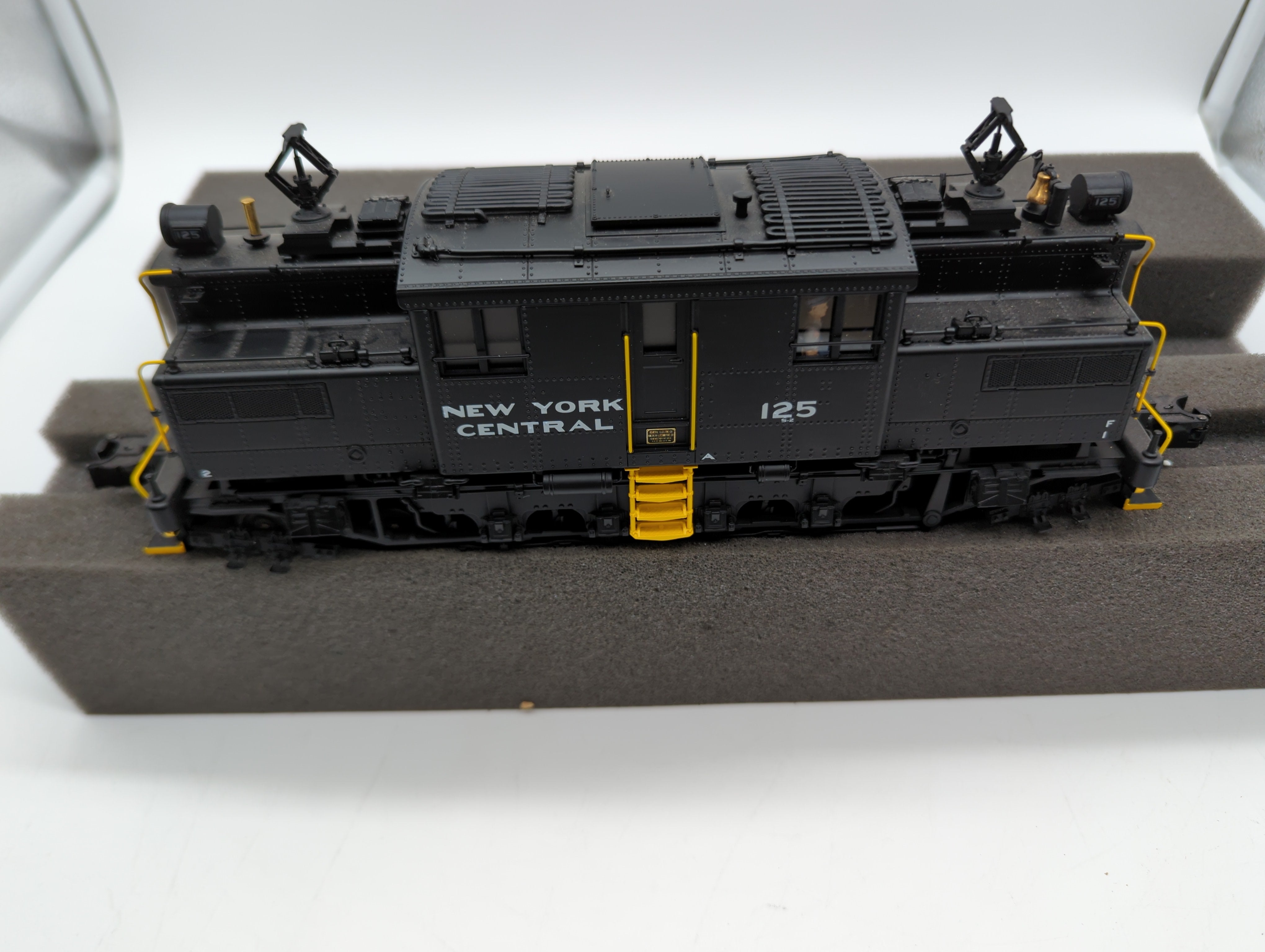 Lionel 6-18373 NEW YORK CENTRAL NYC TMCC S-2 ELECTRIC #125 O SCALE Lik