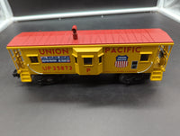 MTH Railking  30-4225C Union Pacific Bay Window Caboose  O SCALE Like New