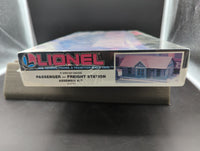 Lionel 6-12734 O 027 gauge passenger freight station kit O SCALE NEW