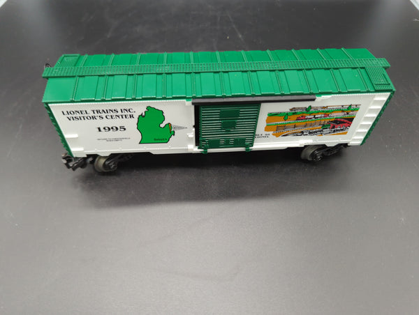 Lionel vintage 6-19934 visitor center box car with box O SCALE Like New