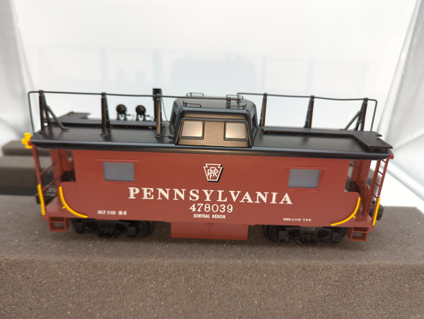 Lionel 6-51702 brass Pennsylvania N-8 smoking caboose. O SCALE Like New