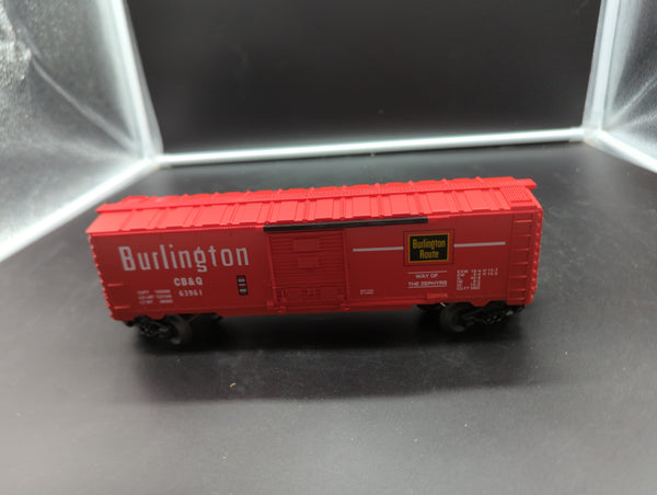 Lionel 6-26293 Burlington boxcar CB&Q 63961  # 293 O SCALE Like New