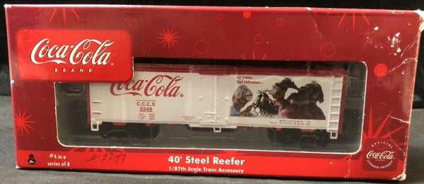 Athearn 8331 Coca-Cola 40' Steel Reefer Holiday Car #6 HO SCALE
