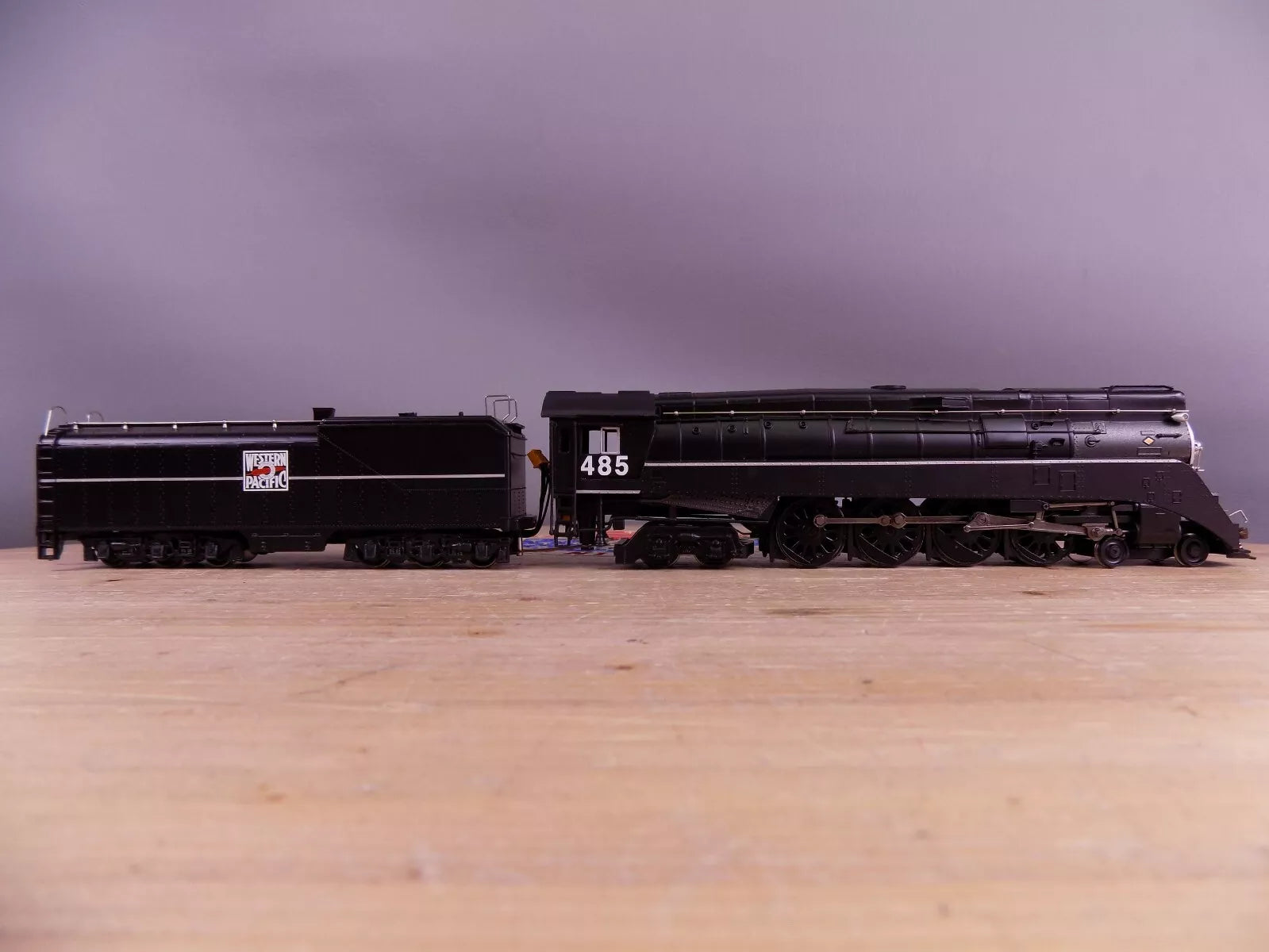 Nゲージ Bachmann Steam Locomotive Bachmann #50206 Western Pacific #485 - GS64 4-8-4 DCC Equipped
