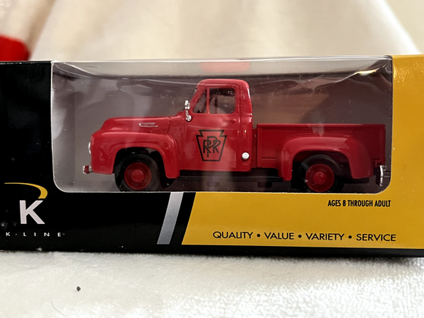 K-Line Kruisers K-94356 Pennsylvania Railroad PRR 1953 Red Ford Pick-Up Die Cast Car O Scale