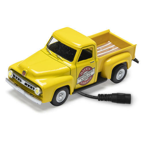 Menards 279-4612 Lighted 1953 Ford Truck Dave's Garage  O SCALE NEW