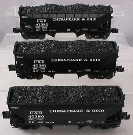 Lionel 6-11873 Chesapeake & Ohio C&O Offset Hopper 3-Pack O SCALE Like New