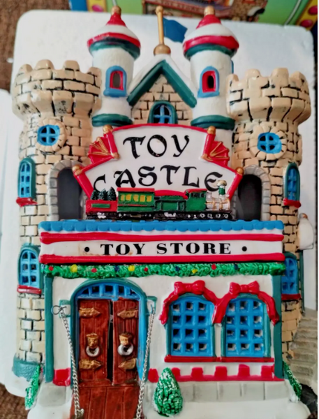 Lemax 05533 Santa's Wonderland Toy Castle Building  NO BOX