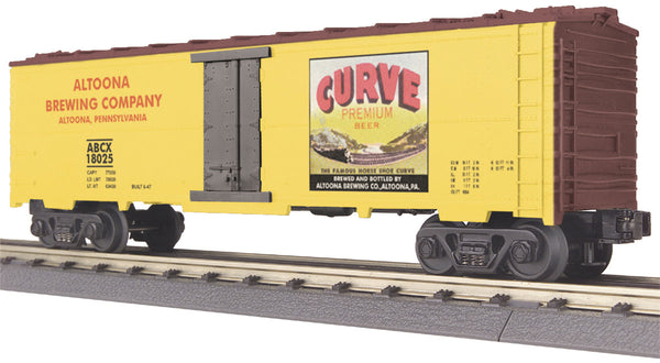 MTH 30-7843 Curve Beer Modern Reefer Altoona Brewing Company Yellow Boxcar with Brown Roof and ends Red lettering